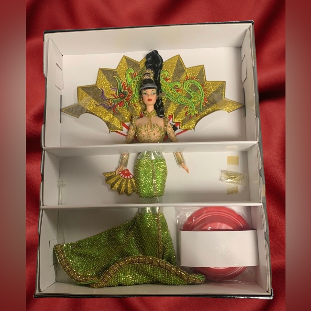 1998 BOB MACKIE FANTASY GODDESS OF ASIA